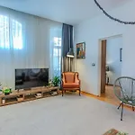 شقة Nest Brasov-ground Floor Flat *