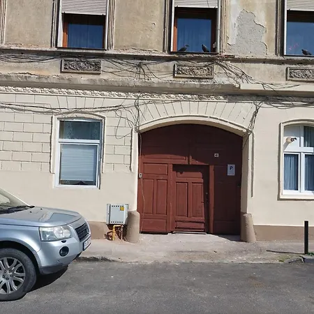 Nest Brasov-ground Floor Flat